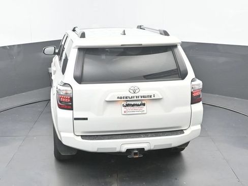 Used 2021 Toyota 4Runner SR5 Premium w/ Moonroof Package RWD image 15