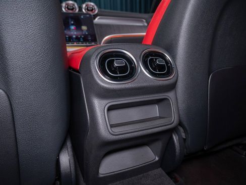 Certified 2026 Mercedes-Benz GLC 300 image 26