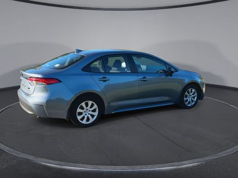 Used 2026 Toyota Corolla LE FWD image 8