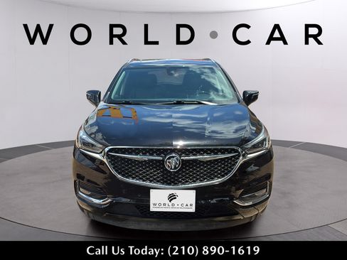 Used 2020 Buick Enclave Avenir w/ Avenir Technology Package FWD image 17