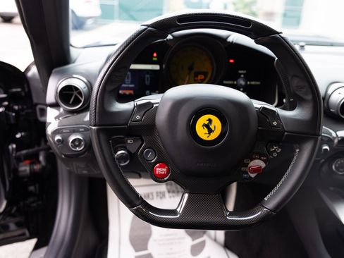 Used 2014 Ferrari F12 Berlinetta image 12