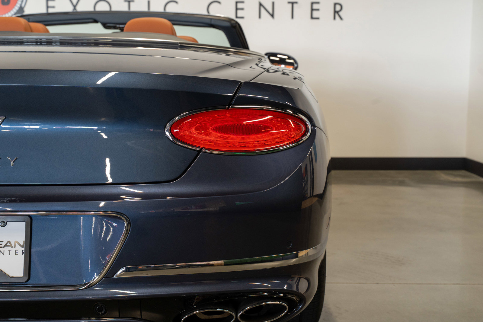 Used 2024 Bentley Continental GT V8 AWD/4WD image 30
