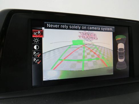 Used 2017 BMW 230i Convertible image 15