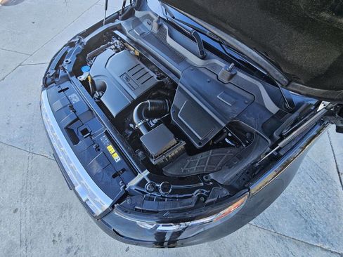 Used 2019 Land Rover Discovery Sport HSE image 35