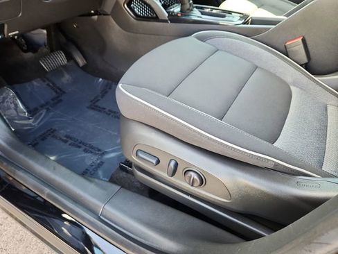 Used 2023 Chevrolet TrailBlazer LT FWD image 21