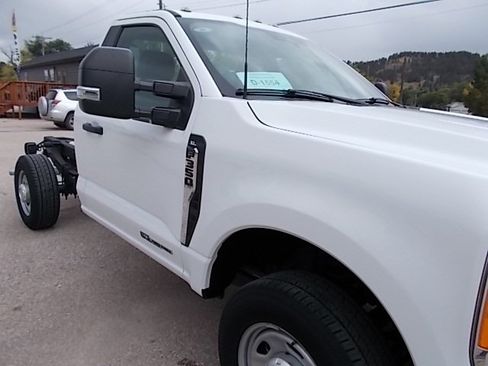 Used 2023 Ford F350 XL image 34