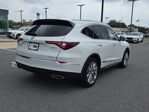 Used 2022 Acura MDX SH-AWD w/ Advance Package image 6