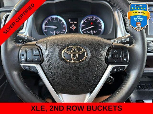 Used 2019 Toyota Highlander XLE FWD image 25