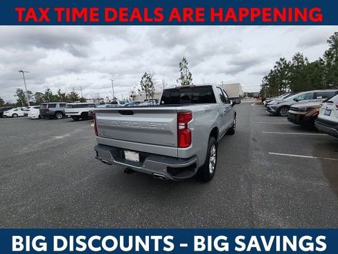 Used 2022 Chevrolet Silverado 1500 LTZ image 14