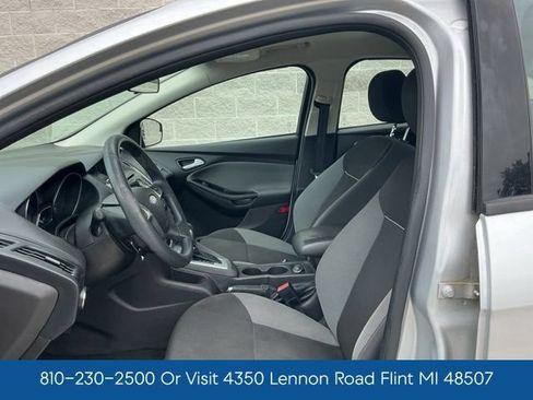 Used 2013 Ford Focus SE FWD image 13
