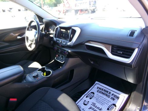 Used 2018 GMC Terrain SLE w/ Driver Convenience Package AWD/4WD image 26