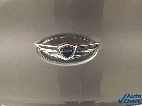 Used 2015 Hyundai Genesis 3.8 RWD image 13