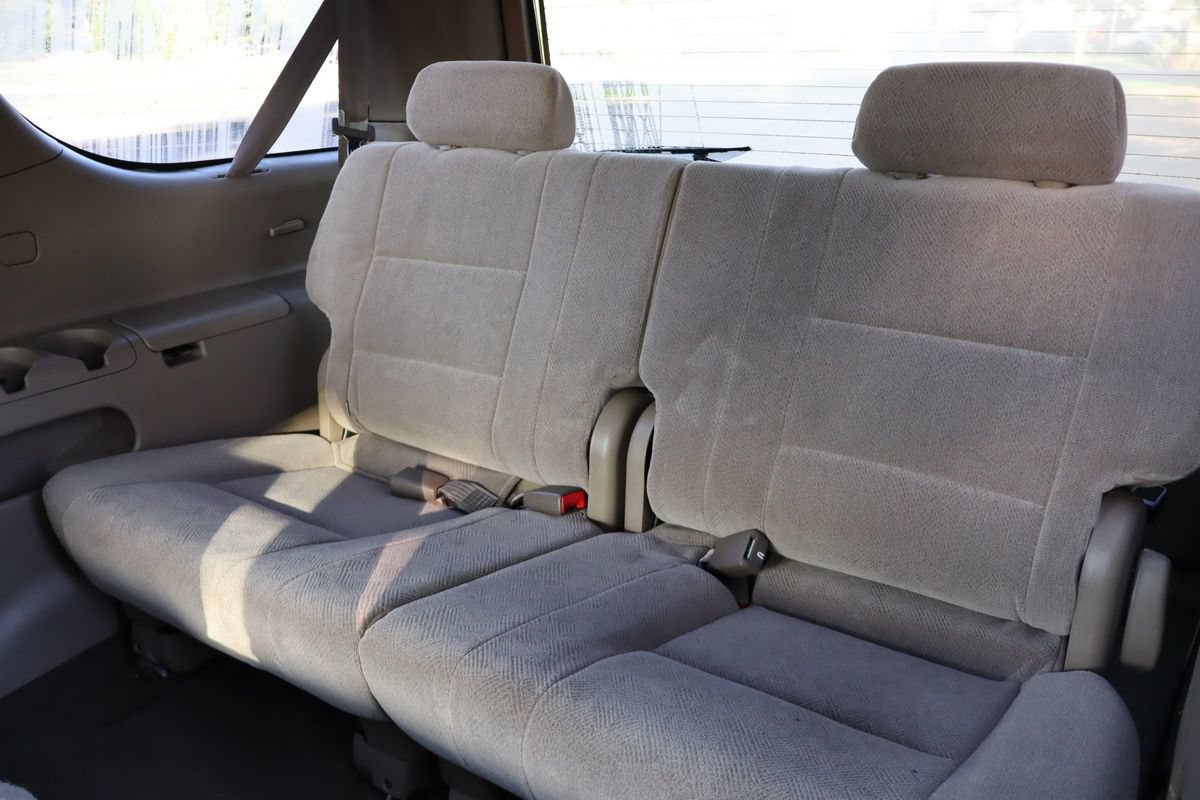 Used 2001 Toyota Sequoia SR5 AWD/4WD image 21