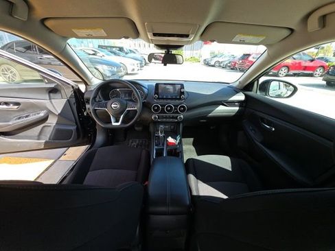 Used 2024 Nissan Sentra SV image 25