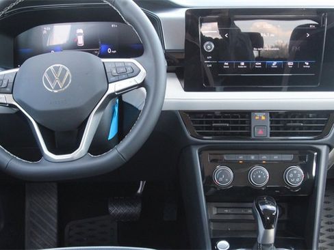 New 2025 Volkswagen Taos S image 17
