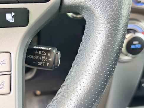 Used 2020 Toyota 4Runner Limited AWD/4WD image 51