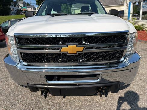 Used 2013 Chevrolet Silverado 2500 W/T AWD/4WD image 3