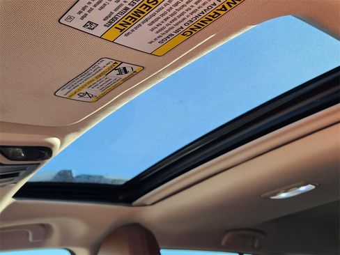 Used 2025 Subaru Outback Touring XT w/ Popular Package #2 image 24