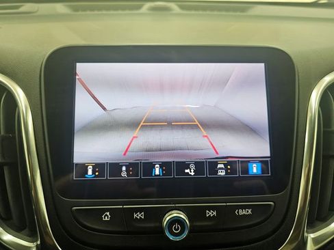 Used 2024 Chevrolet Equinox LT AWD/4WD image 4