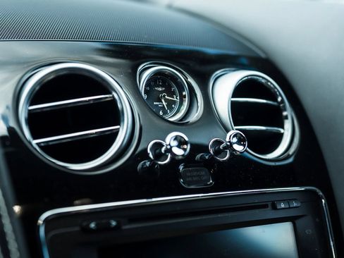Used 2017 Bentley Flying Spur S V8 AWD/4WD image 54