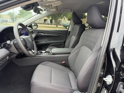 Used 2025 Toyota Camry LE FWD image 22