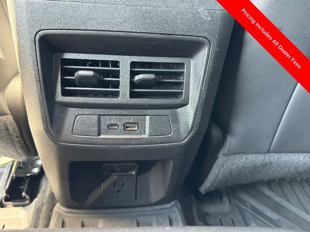 Used 2023 Chevrolet Colorado LT w/ LT Convenience Package III AWD/4WD image 37