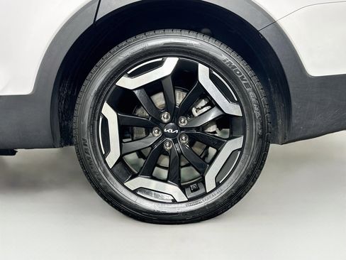 Used 2025 Kia Telluride S AWD/4WD image 11