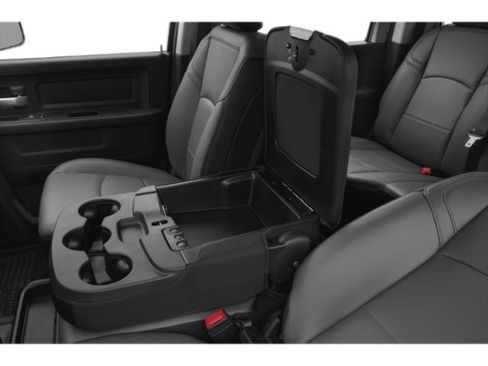 Used 2019 RAM 3500 Big Horn w/ Protection Group AWD/4WD image 11