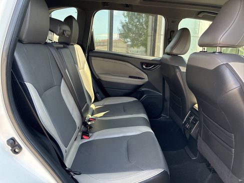 Used 2025 Subaru Forester Limited w/ Popular Package #1 AWD/4WD image 12