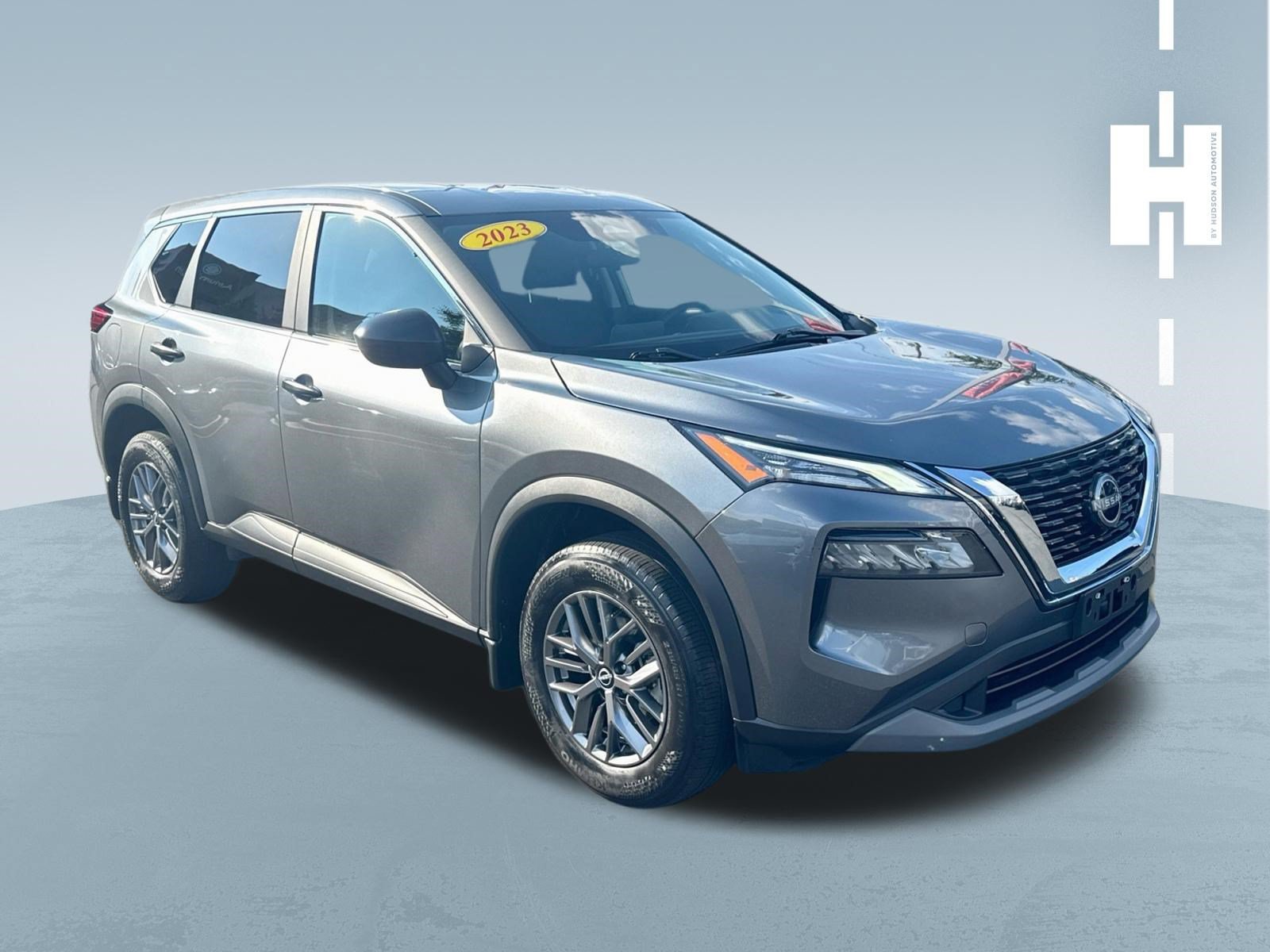 Used 2023 Nissan Rogue S AWD/4WD image 1