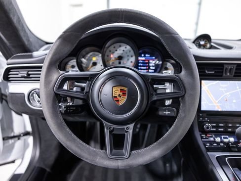 Used 2018 Porsche 911 GT3 image 36