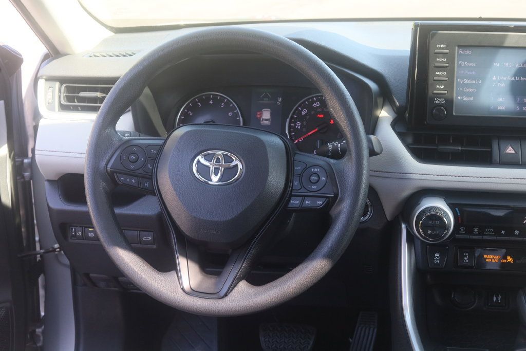 Certified 2019 Toyota RAV4 XLE AWD/4WD image 9