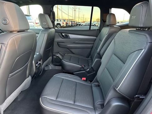 New 2025 Buick Enclave Sport Touring w/ Power Package image 19