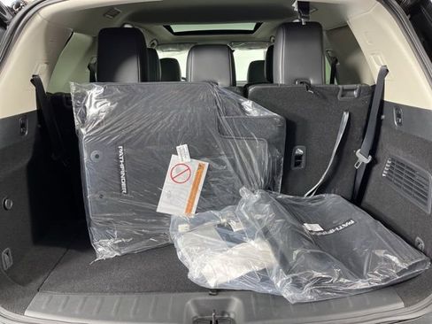 New 2026 Nissan Pathfinder SL w/ SL Premium Package image 52