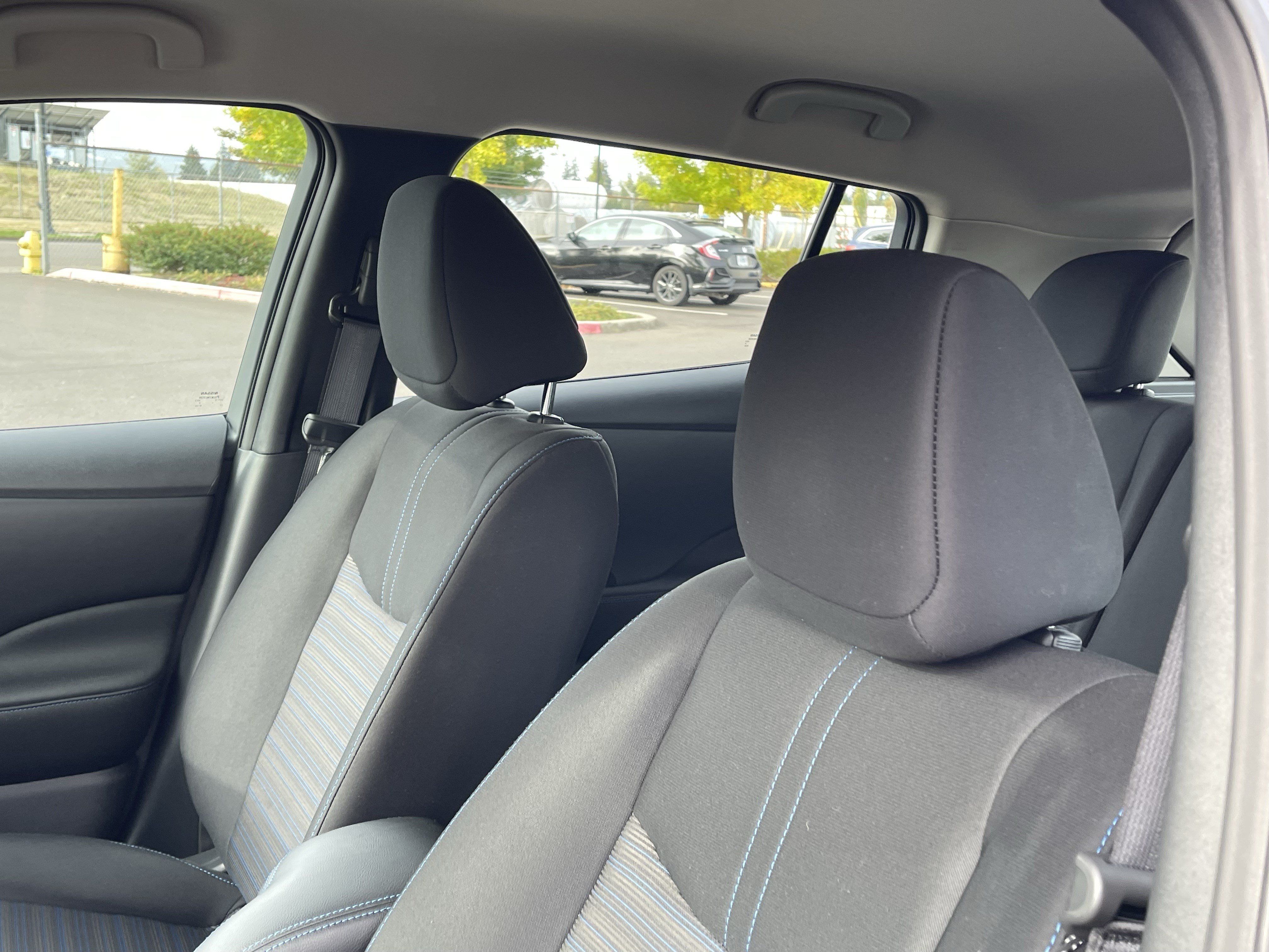 Used 2025 Nissan Leaf S FWD image 18