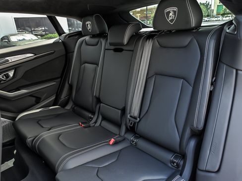 Used 2023 Lamborghini Urus S AWD/4WD image 23