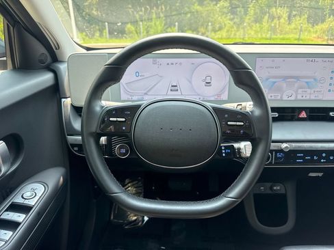 Used 2024 Hyundai Ioniq 5 SE RWD image 19