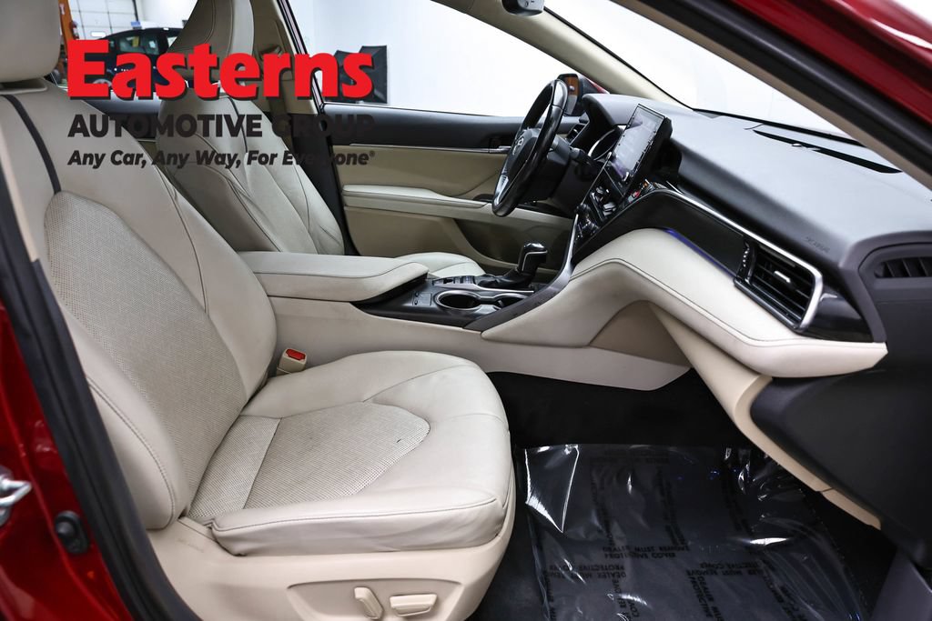 Used 2021 Toyota Camry XLE AWD/4WD image 26