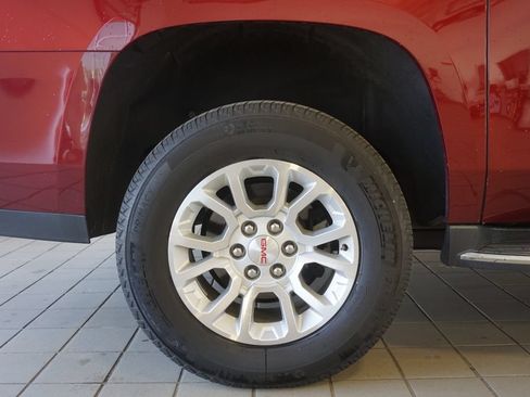 Used 2019 GMC Yukon XL SLT w/ Open Road Package RWD image 33