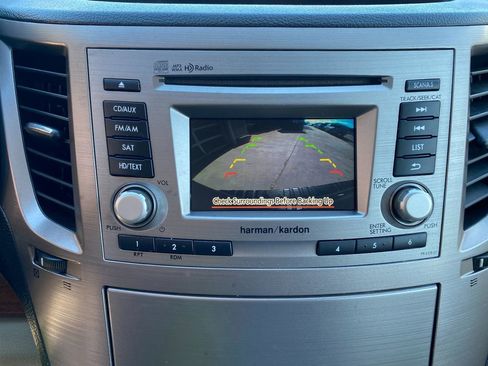 Used 2013 Subaru Outback 2.5i Limited image 23