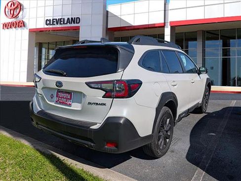 Used 2025 Subaru Outback Onyx Edition image 5