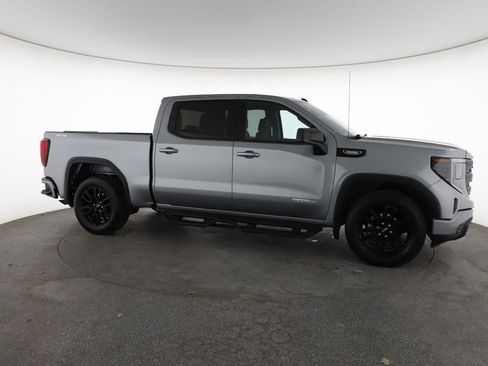 Used 2025 GMC Sierra 1500 Elevation AWD/4WD image 15