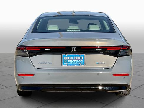 New 2025 Honda Accord EX-L image 4