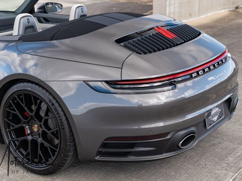 Used 2022 Porsche 911 Carrera S image 12