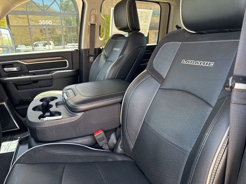 Used 2024 RAM 2500 Laramie AWD/4WD image 18