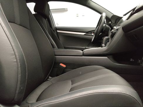 Used 2020 Honda Civic Sport image 21