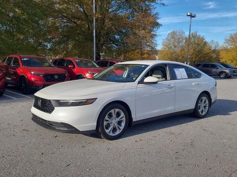 Used 2023 Honda Accord LX image 3