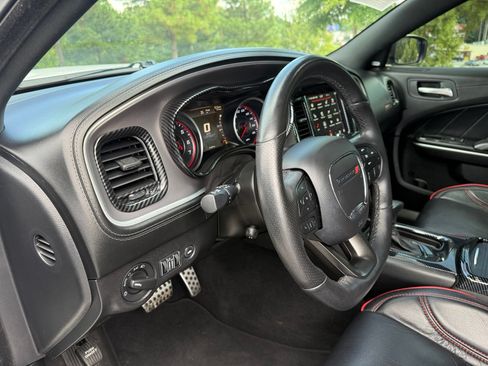 Used 2022 Dodge Charger Scat Pack RWD image 31