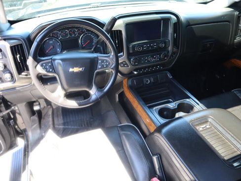 Used 2018 Chevrolet Silverado 3500 High Country w/ Duramax Plus Package AWD/4WD image 10