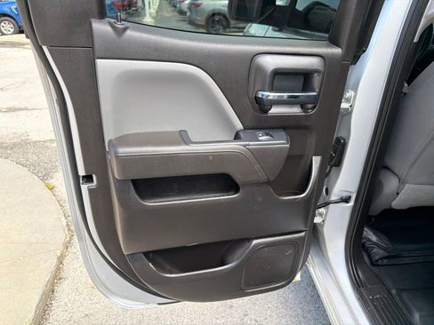 Used 2017 Chevrolet Silverado 1500 W/T AWD/4WD image 14